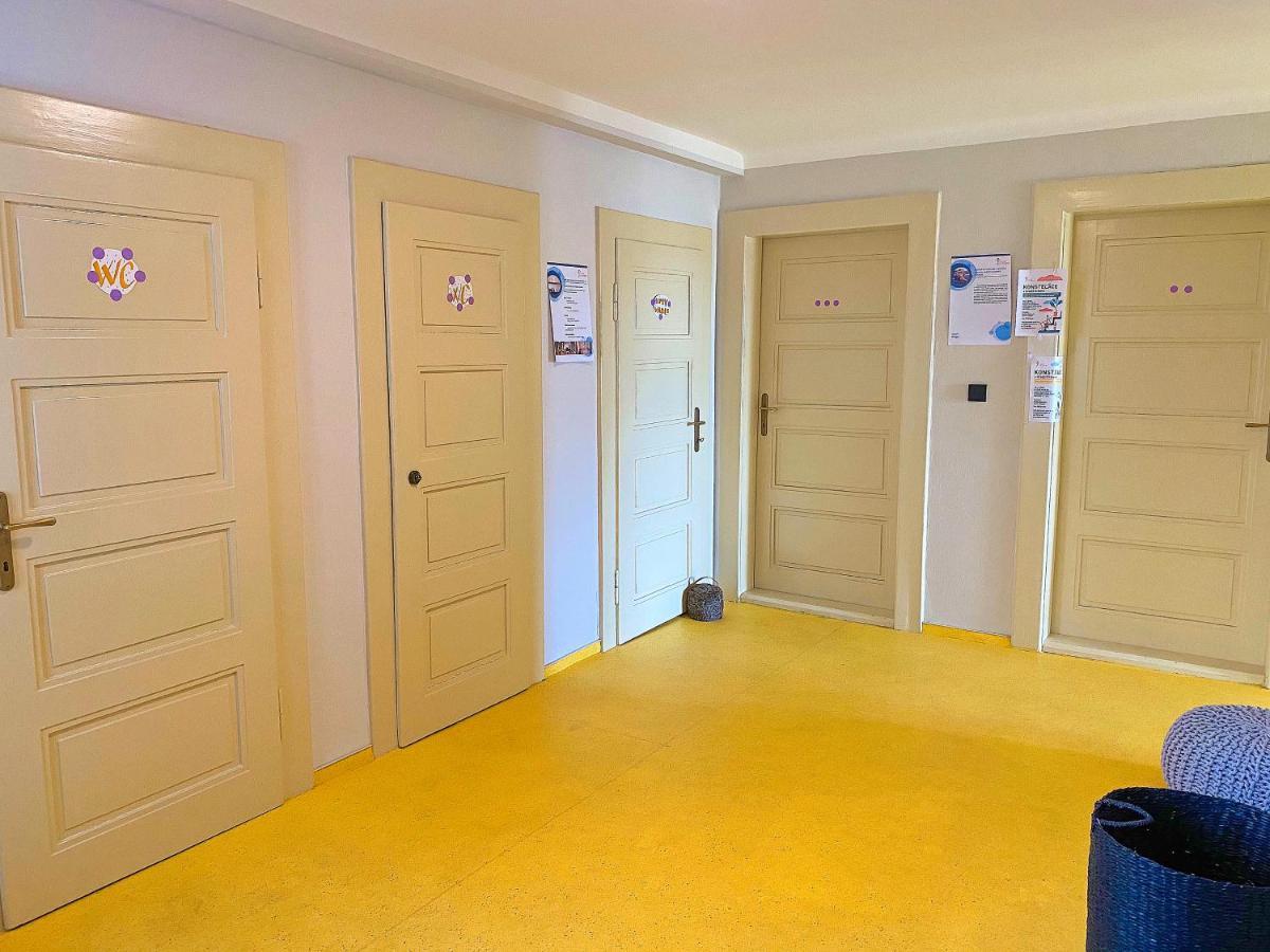 Hradec KrálovéKnk Vibrant Central Spacious Hideawayアパートメント エクステリア 写真