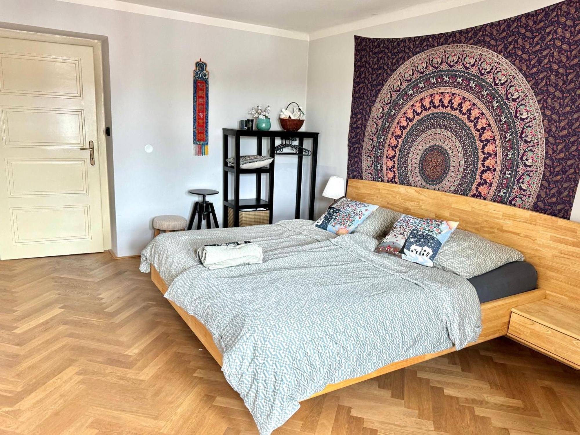 Hradec KrálovéKnk Vibrant Central Spacious Hideawayアパートメント エクステリア 写真